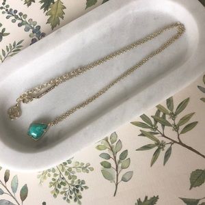 Kendra Scott necklace